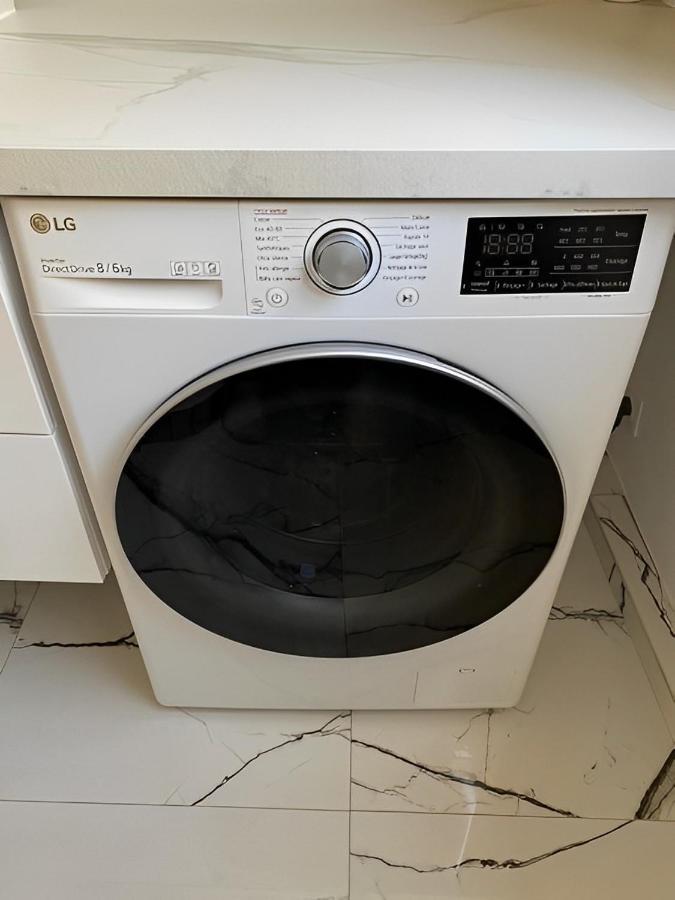 Upscale 80M2 2 Bedroom Apartment Near Champs Elysees 巴黎 外观 照片